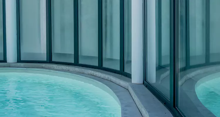 Repair Polyester Screen for Pool Enclosure in Pinewood, FL