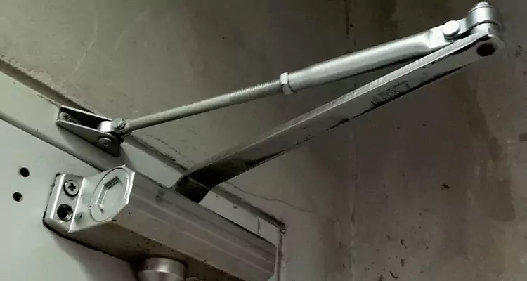 Door Closer Parallel Arm Installation in Pinewood, FL