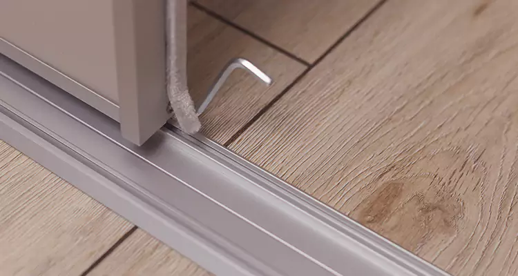 Squeaky Sliding Door Repair in Pinewood, FL